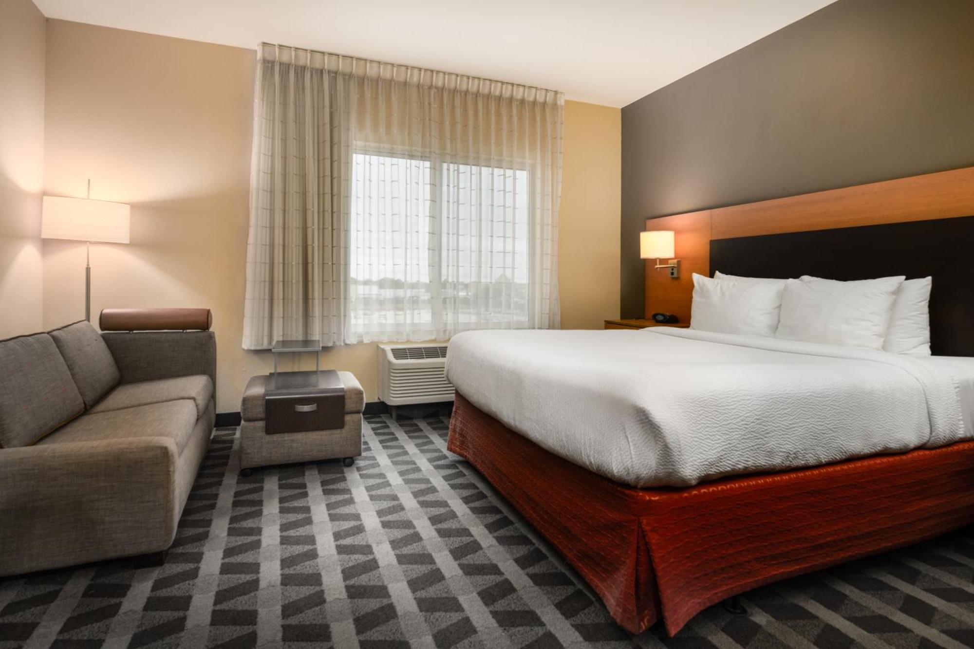 Towneplace Suites By Marriott Кливланд Екстериор снимка