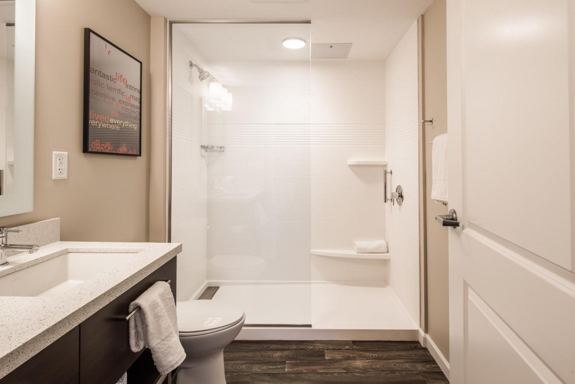 Towneplace Suites By Marriott Кливланд Екстериор снимка